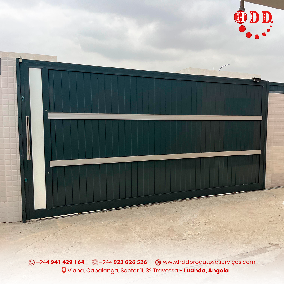 PORTÃO EM CAIXILHARIA DE ALUMÍNIO